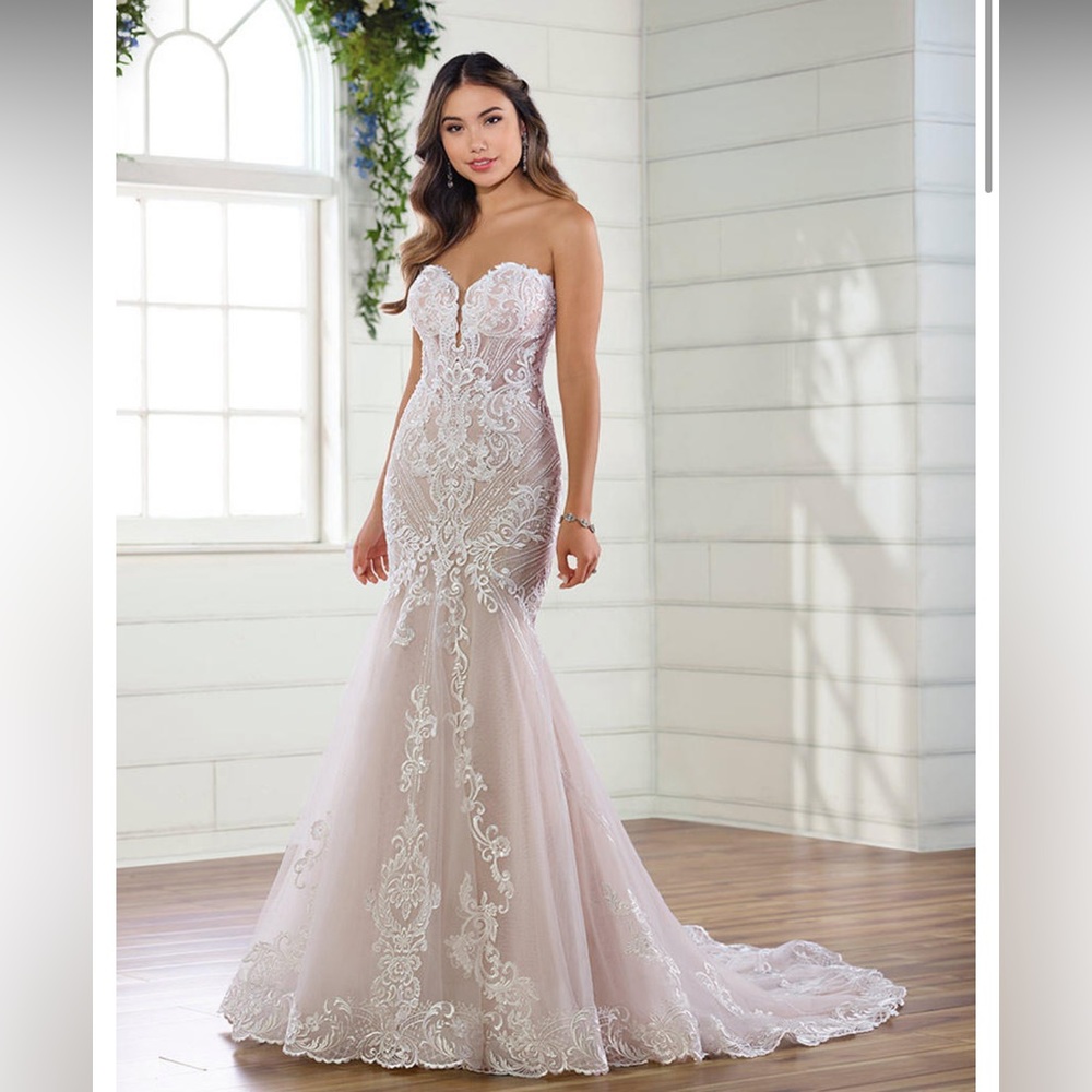 Essence of Australia wedding gown- UNWORN, UNALTERED